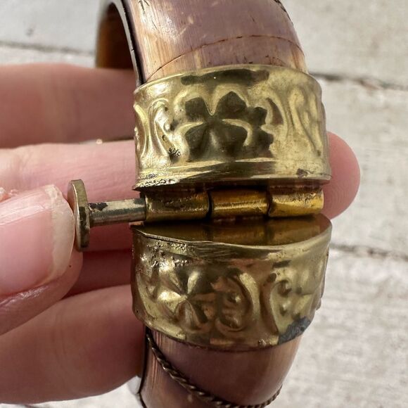 Vintage Old Brass And Bone Cuff Bracelet With Pin Closure - Picture 5 of 7